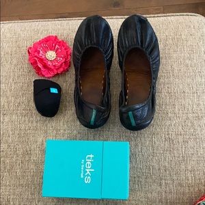 Black matte tieks size 9 with box and bag